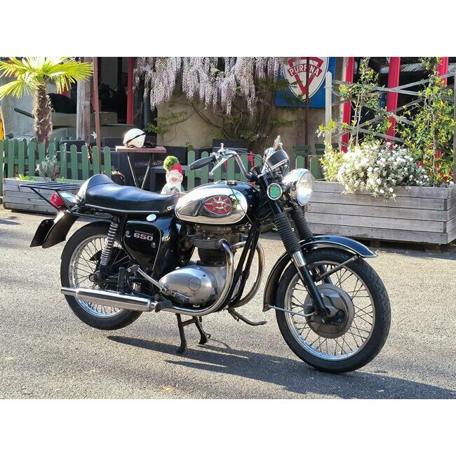 BSA A 65 Thunderbolt