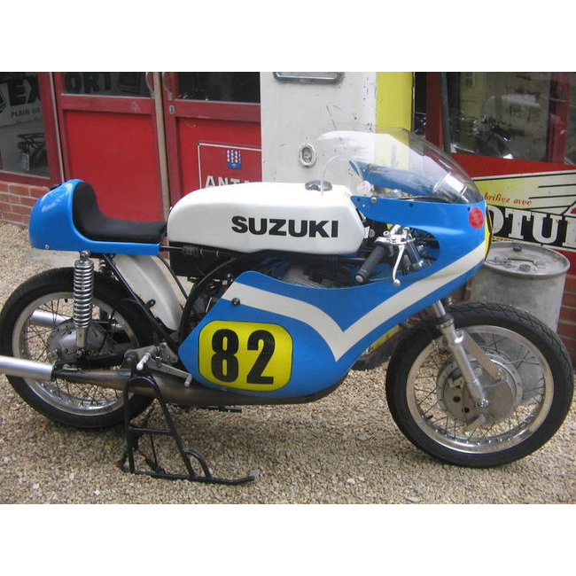 Suzuki T 500 piste