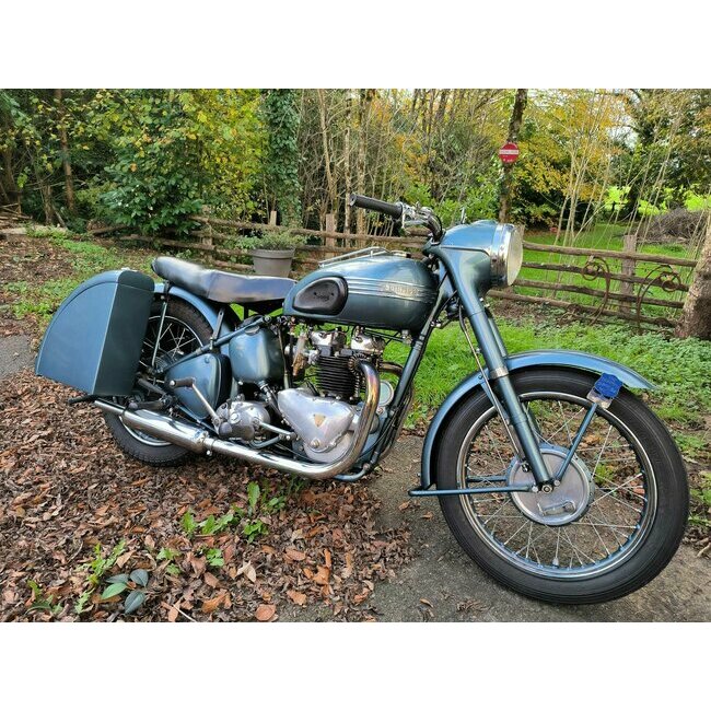 Triumph 6T