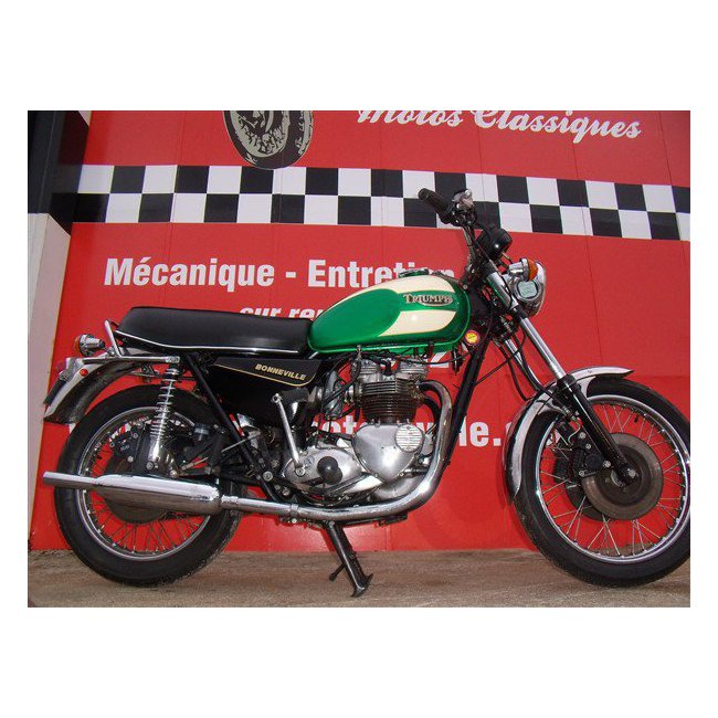 Triumph T 140