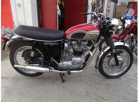 Triumph T 120