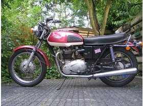 Triumph T 120