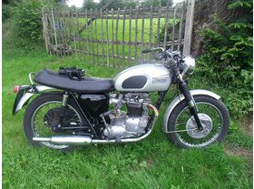 Triumph Bonneville 70