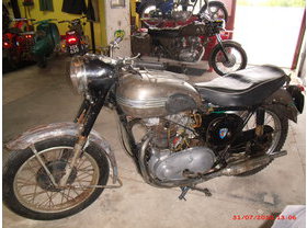 Triumph t 110