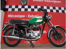 Triumph T 140